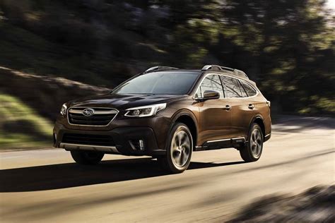 Subaru Outback Which Should You Buy 2020 Or 2021 Cars Com