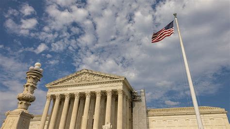 Supreme Court Clears Way For Trump To Pursue Mass Federal Layoffs Hawaii Tribune Herald Supreme Court Clears Way For Trump To Pursue Mass Federal Layoffs Hawaii Tribune Herald