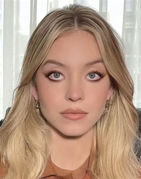 Sydney Sweeney Eyes: Unveiling the Secrets Behind Her Captivating Gaze