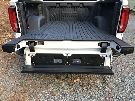 Top 10 Tailgate Truck Accessories for the Ultimate Pickup Experience