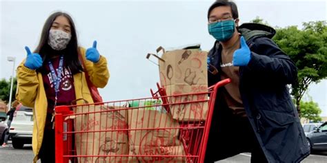 Teen Creates Grocery Delivery Service For At Risk Seniors During Pandemic Teen Creates Grocery Delivery Service For At Risk Seniors During Pandemic