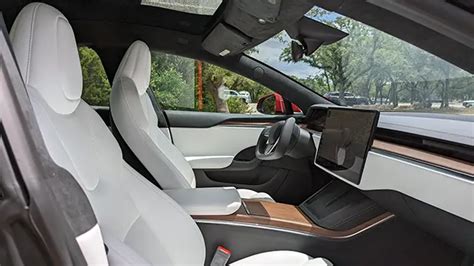 Tesla White Vs Black Interior Owner S Review Ev Help Hub