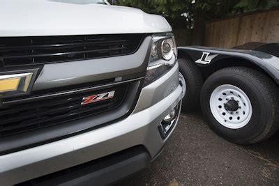 Tested 2015 Chevrolet Colorado Z71 4 4 Crew Cab Equipment World Tested 2015 Chevrolet Colorado Z71 4 4 Crew Cab Equipment World