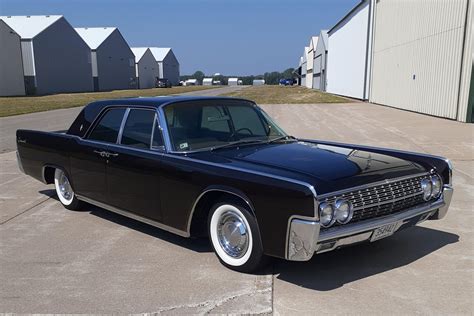 The 1962 Lincoln Continental Is A Symbol Of American Luxury And Design Famous For Its Clean Slab Sided Styling Rear Hinged Suicide Doors And Powerful 430 V8 Designed Under Elwood Engel The Continental S
