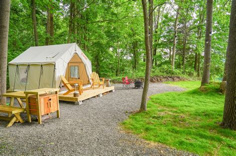 The Bear Den Foster Township Il Illinois 5 Star Verified Glamping Providers By Invitation Only