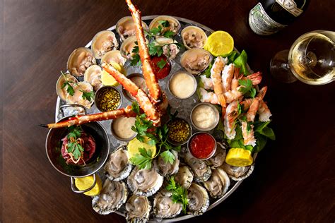 The Best Seafood Restaurants In Atlanta Best Places To Eat In Atlanta Ga Atlanta Eats