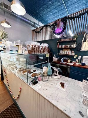 The Cake Box Updated February 2026 497 Photos 114 Reviews 427 Main St Ridgefield Connecticut Bakeries Phone Number Yelp