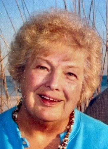 The Grand Rapids Press Memorials And Obituaries We Remember The Grand Rapids Press Memorials And Obituaries We Remember