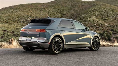 The Hyundai Ioniq 5 Is Incredibly Cheap To Lease Right Now Digital Trends The Hyundai Ioniq 5 Is Incredibly Cheap To Lease Right Now Digital Trends