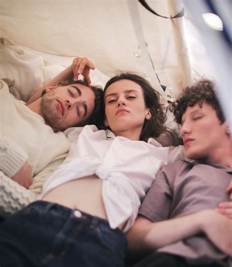 The Monogamy Polyamory Spectrum What You Need To Know Liana Vibes