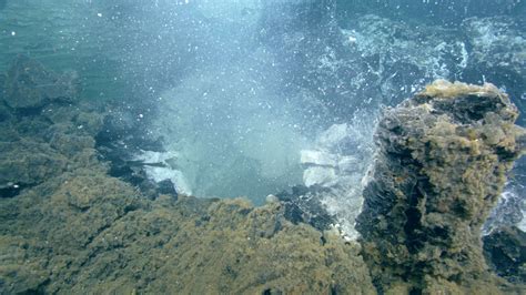 The Pacific Northwest S Most Active Underwater Volcano Is Getting Ready To Erupt College Of The Environment