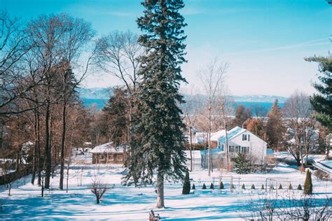The Perfect Winter Getaway To Burlington Vermont Wanderluluu