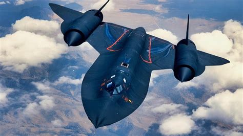 The Sr 71 Blackbird Could Hit Mach 3 56 And Defeated 4 000 Missile Attacks The National Interest