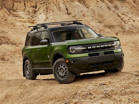 The Ultimate Guide To Popular Ford Bronco Trims Which One Is Right For You J C Lewis Motor Co The Ultimate Guide To Popular Ford Bronco Trims Which One Is Right For You J C Lewis Motor Co