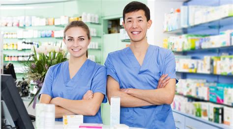 This Online Program Trains Pharmacy Technicians For Certification Pba