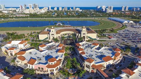 Thoroughbred Horse Racing Casino In Hallandale Florida Gulfstream Park