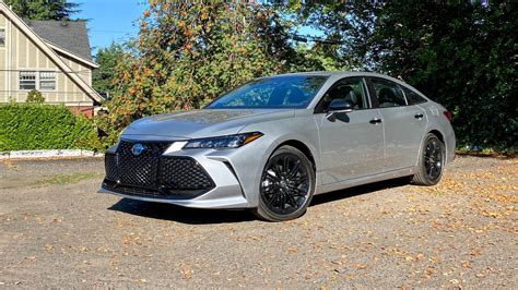 Toyota Avalon 2022 Review: Features, Specs, and Ownership Insights