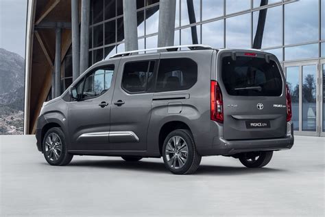 Toyota Proace: The Ultimate Van for Business and Commercial Use
