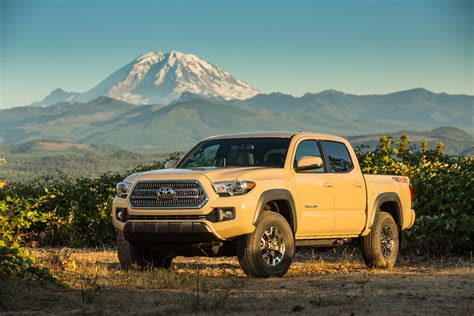 Toyota Tacoma 2016 Review: Features, Performance, and Buying Tips
