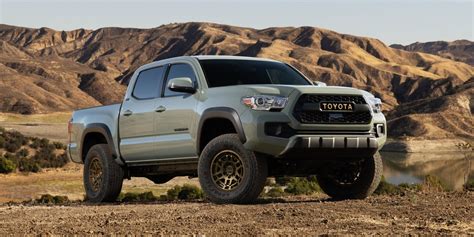 Toyota Tacoma Review Pricing Photos And Specs Toyota Tacoma Review Pricing Photos And Specs