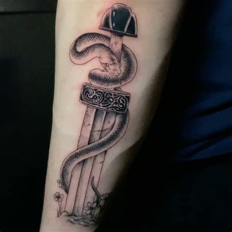 Trang Did A Really Cool Vinland Saga Tattoo Based Off A Manga Panel