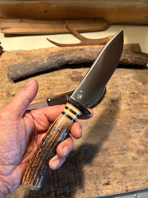 Treeman Special Hunter Aeb L Premium Sanbar Stag Ox Cap Shark Sheath Treeman Special Hunter Aeb L Premium Sanbar Stag Ox Cap Shark Sheath