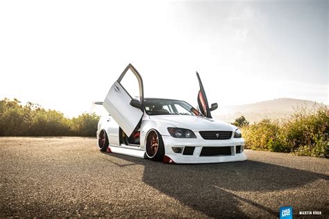 Trick Of The Trade Mariano Bucaoto S 2001 Lexus Is300 Pasmag Is The Tuner S Source For Modified Car Culture Since 1999