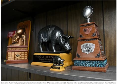 Trophy Hunters Msu Alums Turn Quest For Paul Bunyan Replica Into Rivalry Business Trophy Hunters Msu Alums Turn Quest For Paul Bunyan Replica Into Rivalry Business