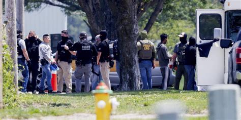 Trump Struggles To Press Deportations Without Damaging The Economy Wsj Trump Struggles To Press Deportations Without Damaging The Economy Wsj