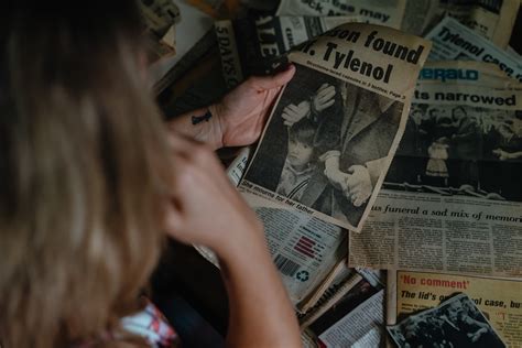 Tylenol Murders A Nationwide Panic A Family Tragedy Tylenol Murders A Nationwide Panic A Family Tragedy