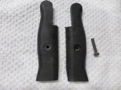U S M1 Garand Bayonet Replacement Part Grips With Screw Ebay
