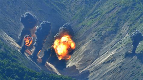 U S South Korean And Japanese Warplanes Carry Out Show Of Force Against North Korea