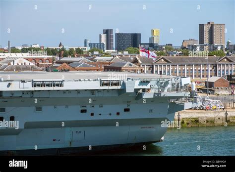 Uk England Portsmouth Harbour Hms Queen Elizabeth R08 The