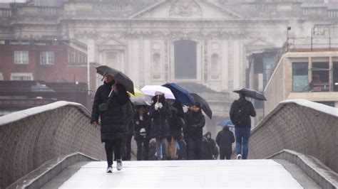 Uk Weather Warning Brits Brace For Heavy Downpours As Met Office Uk Weather Warning Brits Brace For Heavy Downpours As Met Office