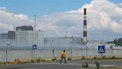Ukraine And Russia Stoke Nuclear Fears Around Zaporizhzhia Plant Ukraine And Russia Stoke Nuclear Fears Around Zaporizhzhia Plant