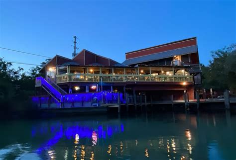 Discover the Best Upper Deck Restaurant Experiences in the City