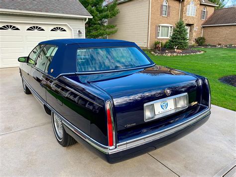 Used 1994 Cadillac Deville Sedan For Sale
