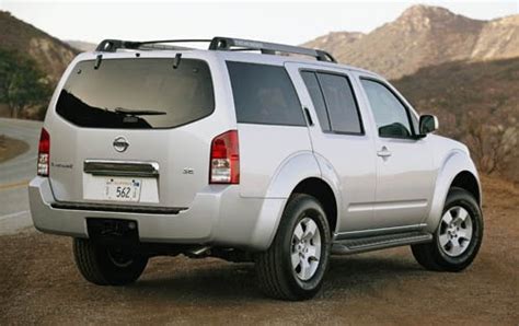 Used 2006 Nissan Pathfinder Suv Specs Features Edmunds