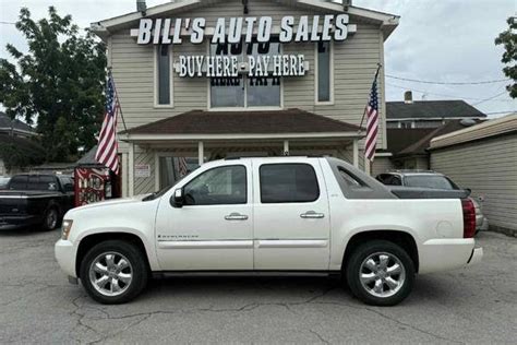 Used 2008 Chevrolet Avalanche Specs Features Edmunds Used 2008 Chevrolet Avalanche Specs Features Edmunds