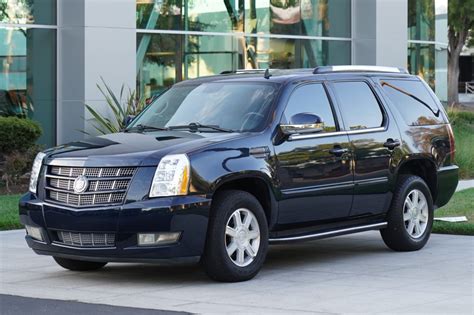 Used 2009 Cadillac Escalade Consumer Reviews 44 Car Reviews Edmunds Used 2009 Cadillac Escalade Consumer Reviews 44 Car Reviews Edmunds