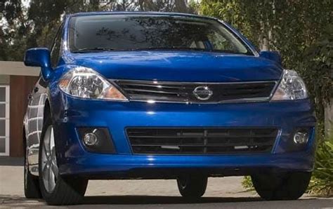 Used 2011 Nissan Versa Hatchback Consumer Reviews 29 Car Reviews Edmunds Used 2011 Nissan Versa Hatchback Consumer Reviews 29 Car Reviews Edmunds