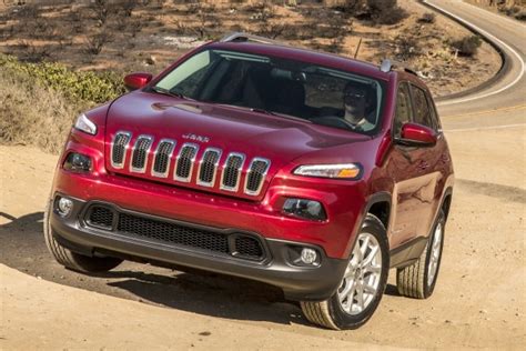 Used 2014 Jeep Cherokee Consumer Reviews 129 Car Reviews Edmunds Used 2014 Jeep Cherokee Consumer Reviews 129 Car Reviews Edmunds
