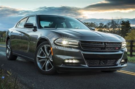 Used 2015 Dodge Charger Sedan Sxt Specs Features Edmunds Used 2015 Dodge Charger Sedan Sxt Specs Features Edmunds