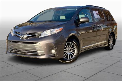 Top Benefits of Buying a Used Toyota Sienna in 2024