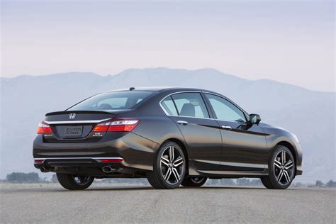 Vancouver Honda 2017 Honda Accord Sedan Touring Review