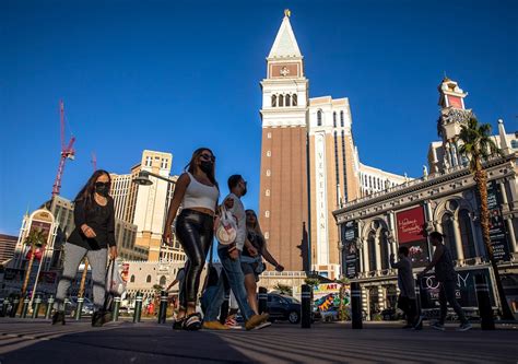 Venetian Sale Closes Ends Sands Decades Long Presence On The Strip The Nevada Independent