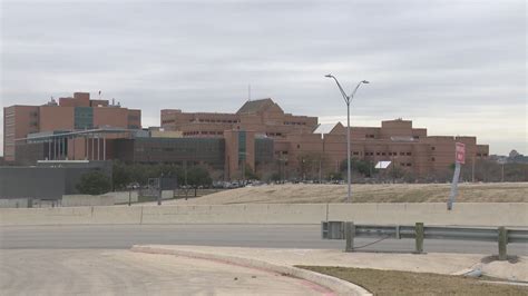 Veteran S Money Passport Stolen While She Received Treatment At San Antonio Military Hospital