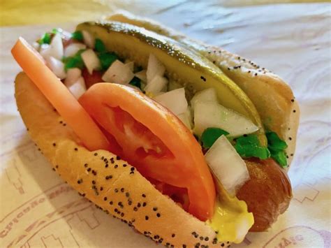 Vienna Beef Hot Dog University Food Travelist Vienna Beef Hot Dog University Food Travelist