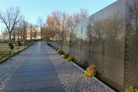 Vietnam Veterans Memorial In Washington Dc Vietnam Memorial Wall
