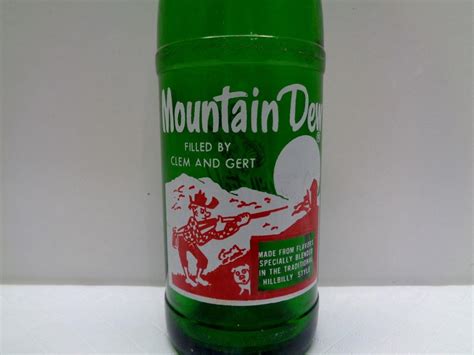 Vintage 1960S Green Glass Mountain Dew Hillbilly Bottle Filled By Clem Vintage 1960S Green Glass Mountain Dew Hillbilly Bottle Filled By Clem